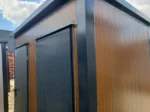Doppel-Sanitärcontainer – 2 Unabhängige Kabinen, WC, Waschbecken & Boiler – Bild 4
