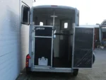 Ifor Williams Pferdeanhänger HB506| Frontausstieg | Klappenkombi| Schwarz-Neu – Bild 9