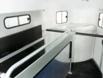Cheval Liberte Pferdeanhänger GOLD 3 | Premium | Pullman 2 | Sattelkammer | blau-Neu – Bild 9